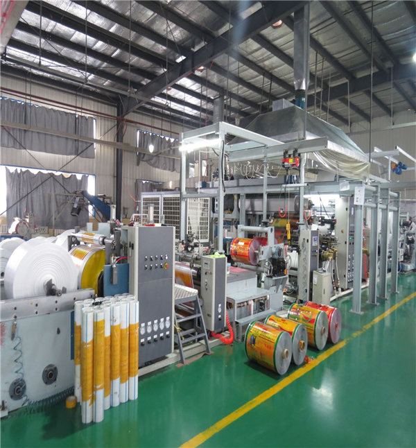 全自動(dòng)復(fù)膜機(jī)